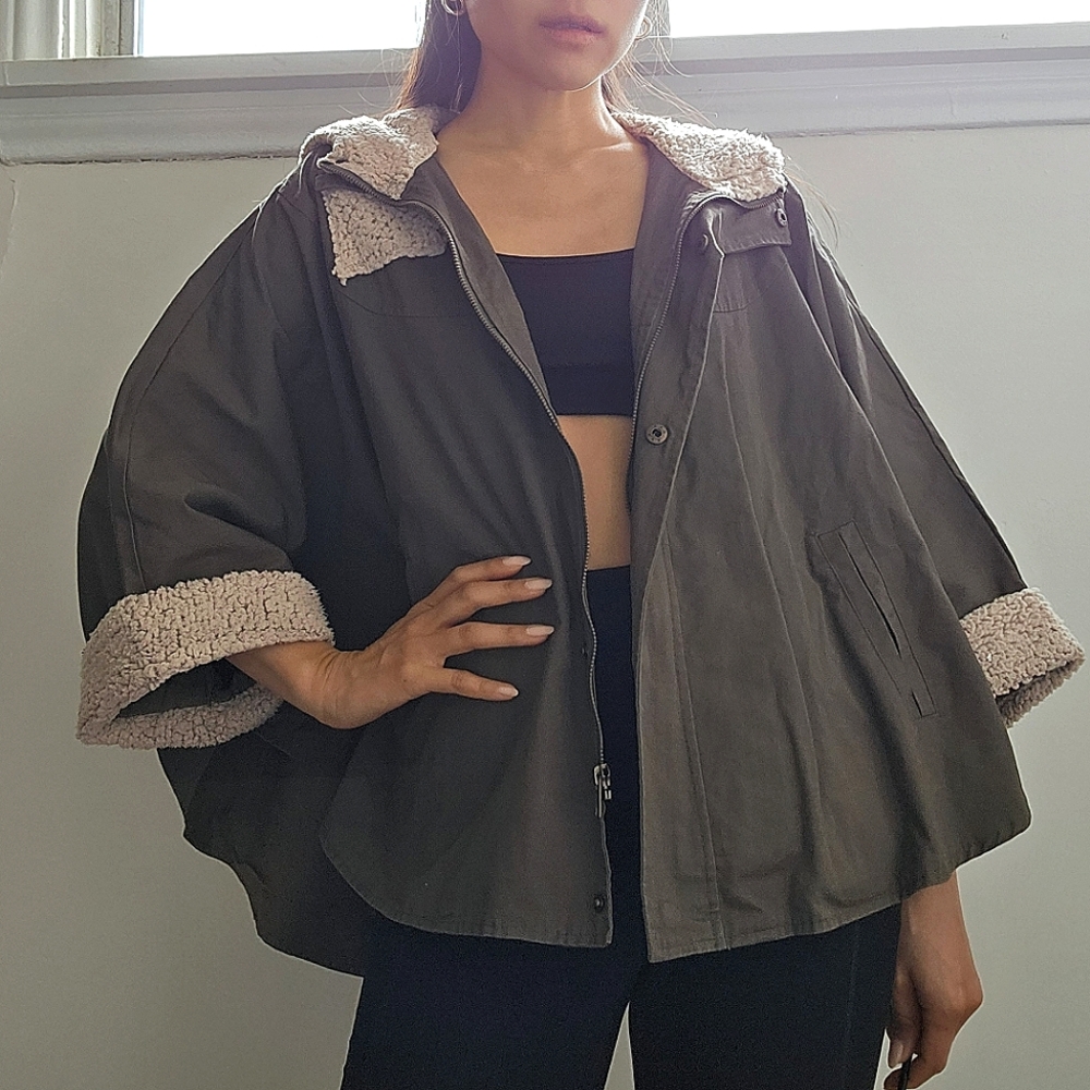 Vintage Poncho Cape Shearling Trim Jacket